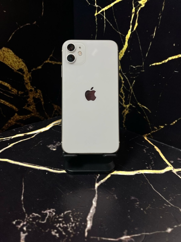 Смартфон iPhone 11 64Gb акб72%