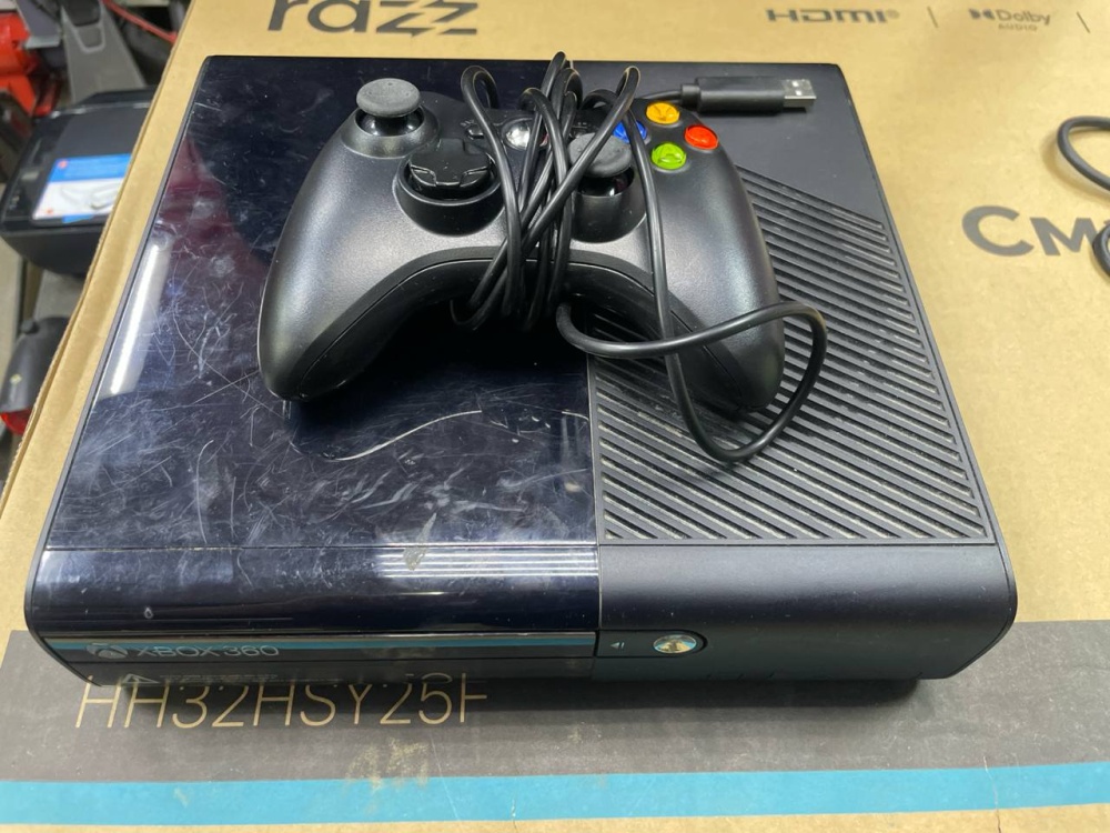 Игровая приставка XBOX 360 400Gb