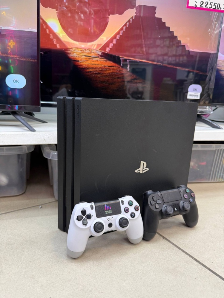 Игровая приставка Sony PlayStation 4 PRO 1тб ПРОШИТАЯ