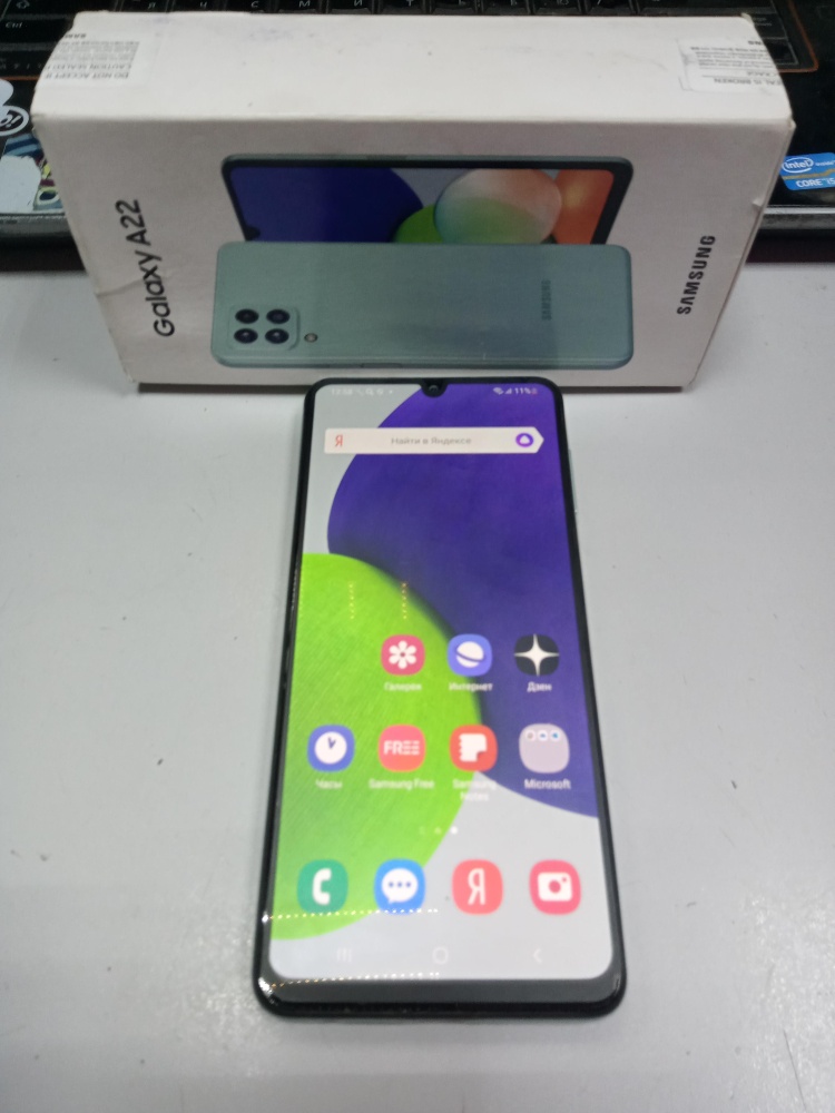 Смартфон Samsung A22