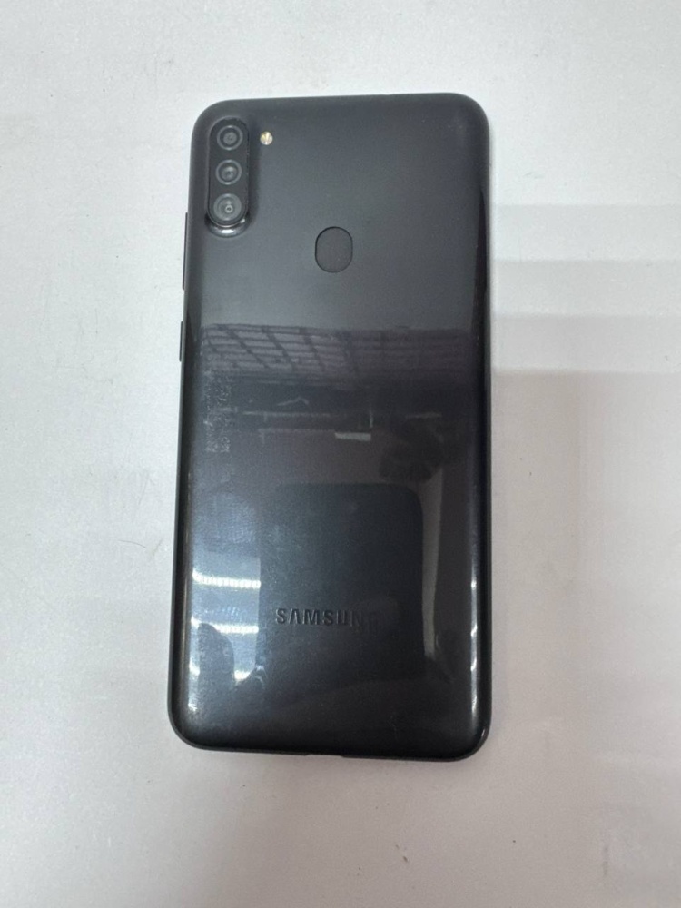 Смартфон Samsung A11 2/32