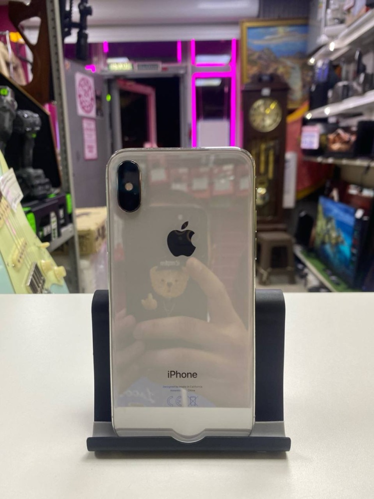 Смартфон iPhone X 64Gb