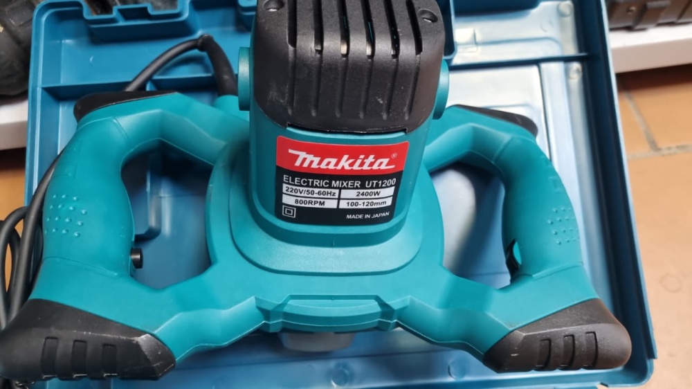 Строительный миксер MAKITA