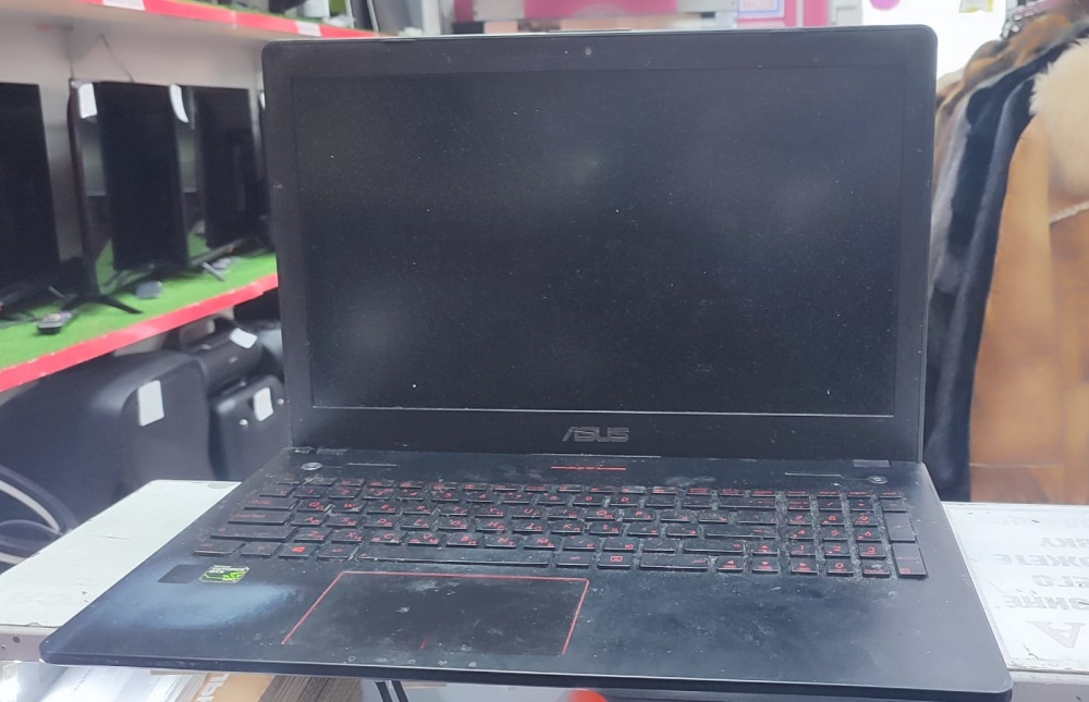 Ноутбук ASUS 17