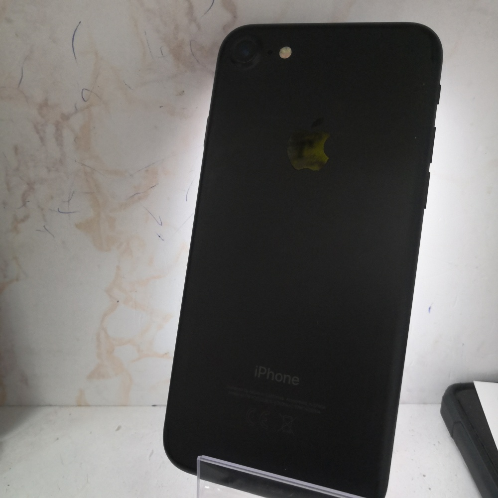 Смартфон iPhone 7 128Gb