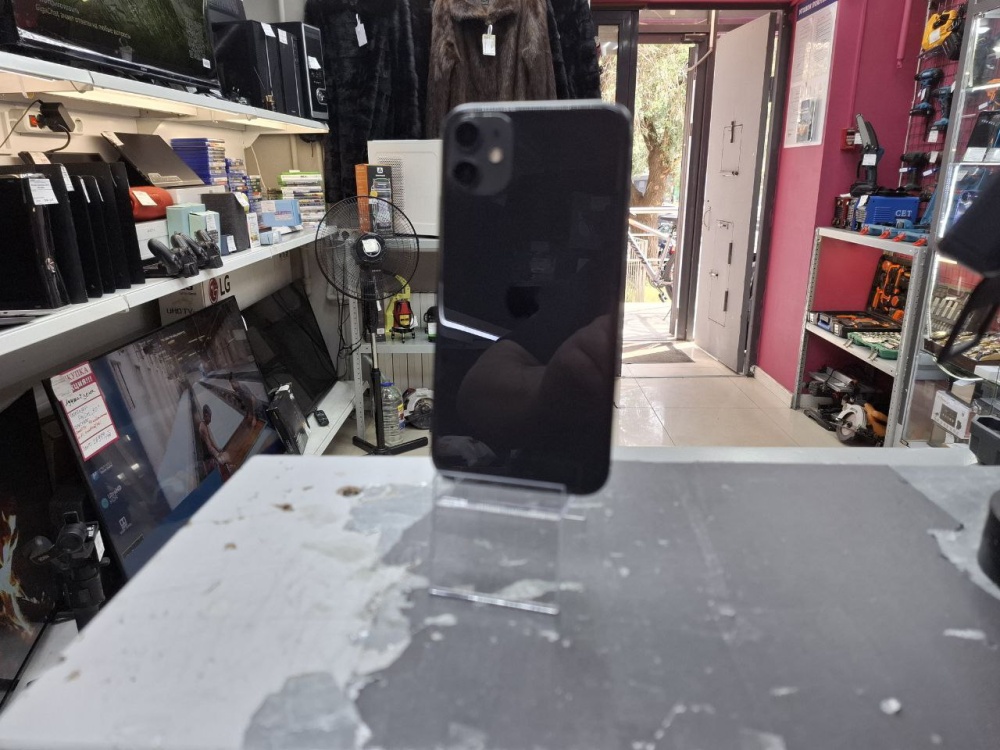 Смартфон iPhone 11 64Gb
