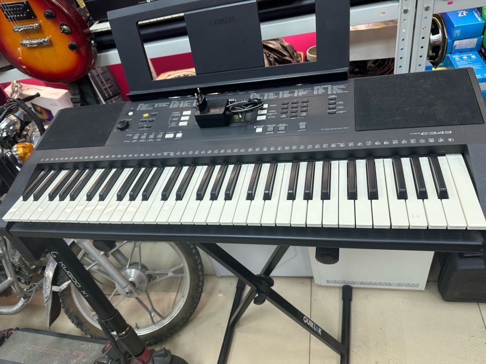 Синтезатор Yamaha PSR-E343