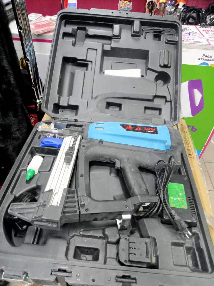 Монтажный пистолет TOUA GSN 50