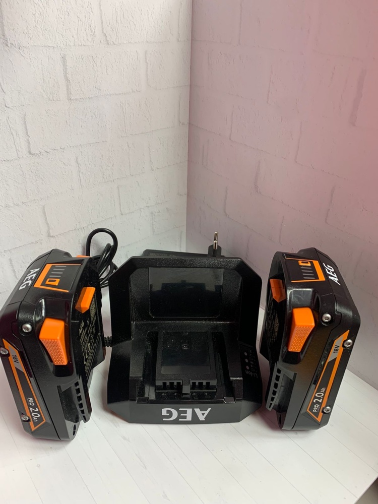 Зарядка /Акуумульятор AEG  Pro 2.0 Ah 18v