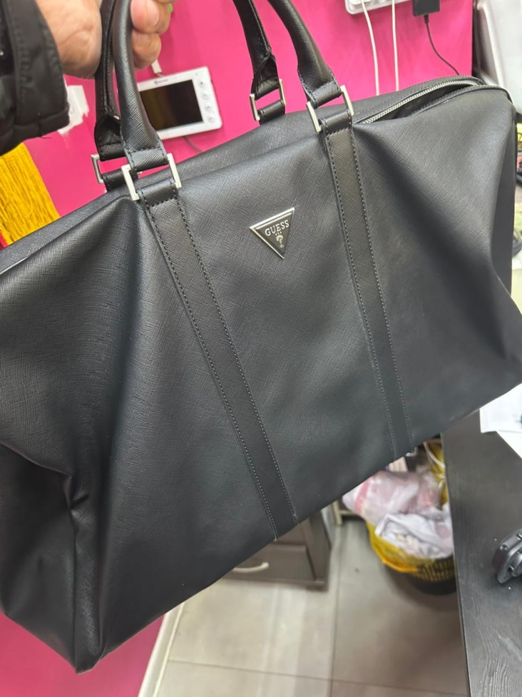 Сумка Guess