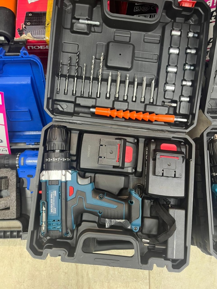 Шуруповерт BOSCH
