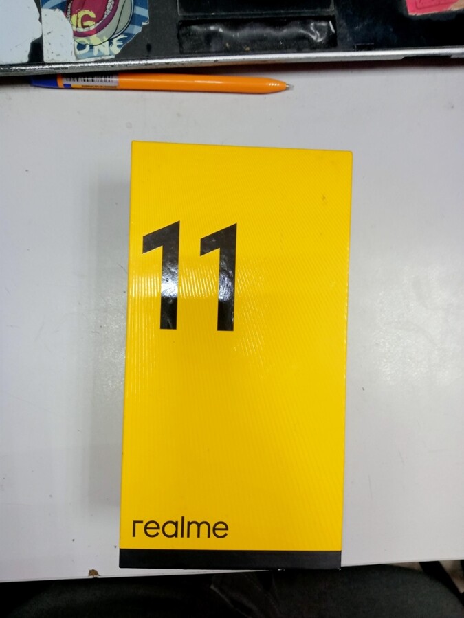 Смартфон Realme 11